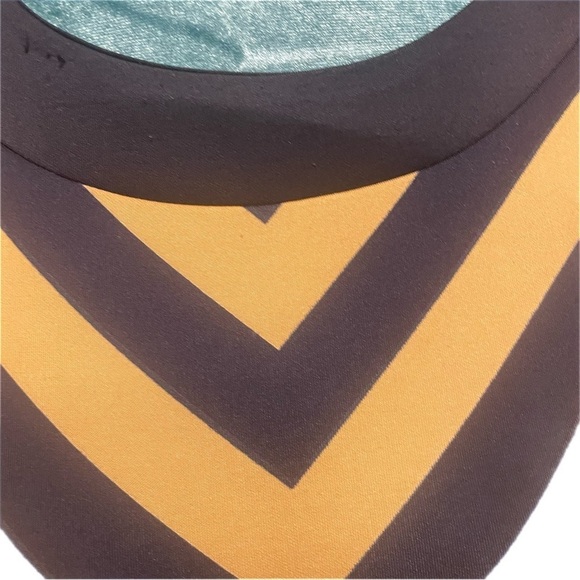 Elegant dress from ILE New York, size 8, striking Navy and gold chevron pattern - Picture 6 of 9